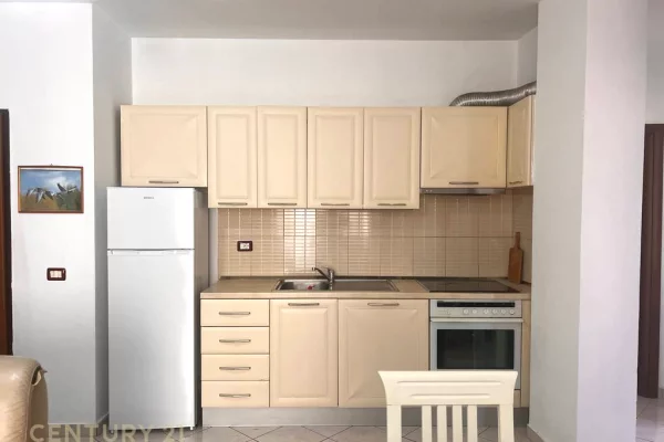 Shtepi me qera 2+1 ne Tirane - 550 Euro