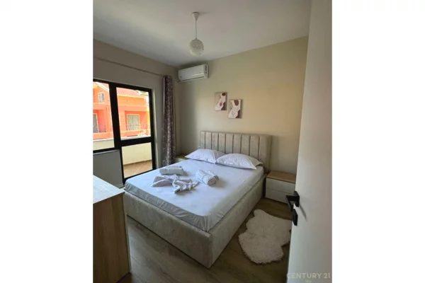 Shtepi me qera 2+1 ne Tirane - 700 Euro