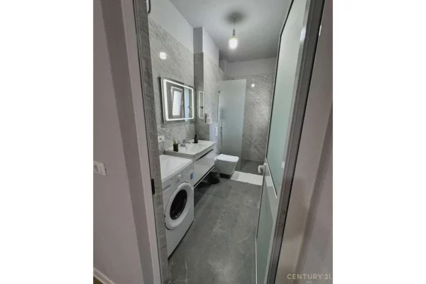 Shtepi me qera Apartament ne Tirane, 2+1, Mobilimi E mobiluar, Pagesa 700  Euro.