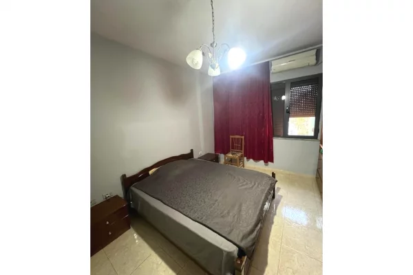 Shtepi me qera 2+1 ne Tirane - 600 Euro