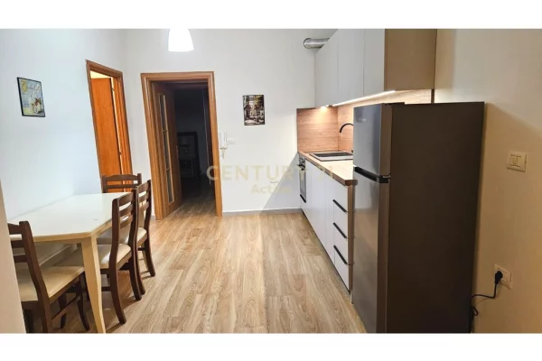 Shtepi me qera 2+1 ne Tirane - 600 Euro