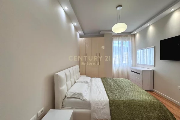 Casa in affitto 2+1 a Tirana - 1,200 Euro