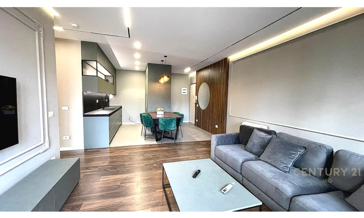 Shtepi me qera Apartament ne Tirane, 3+1, Mobilimi E mobiluar, Pagesa 2,000  Euro.