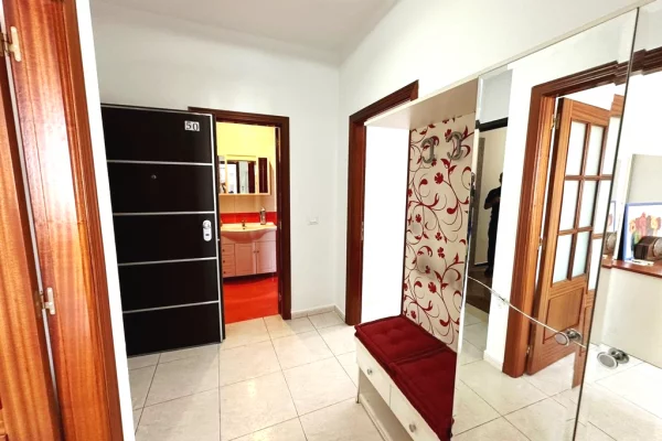 Shtepi ne shitje 2+1 ne Tirane - 310,000 Euro