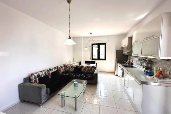 Shtepi ne shitje 2+1 ne Tirane - 310,000 Euro