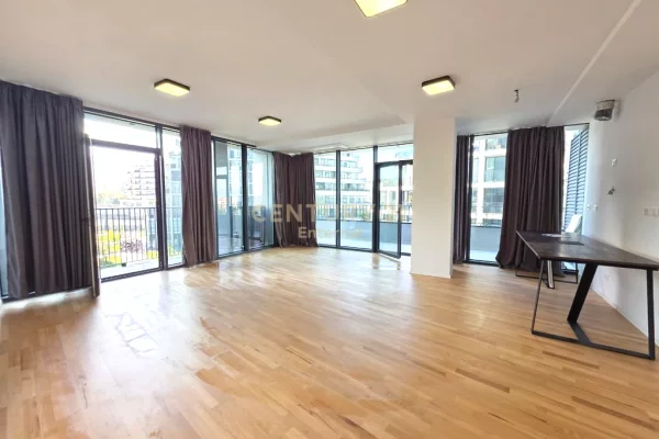 Zyre me qira ne Lake View Residence