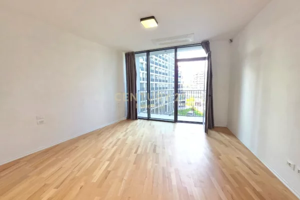 Business Property for Rent 3+1 in Tirana - 1,850 Euro