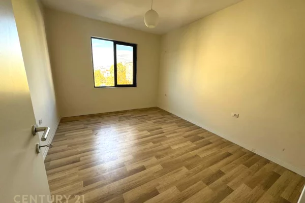 Shtepi ne shitje 2+1 ne Tirane - 155,000 Euro
