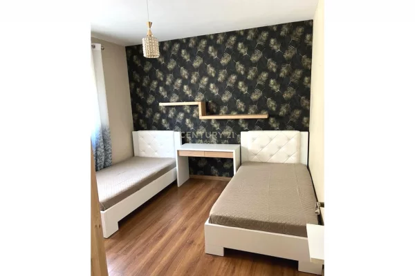 Shtepi me qera Apartament ne Tirane, 2+1, Mobilimi E mobiluar, Pagesa 850  Euro.