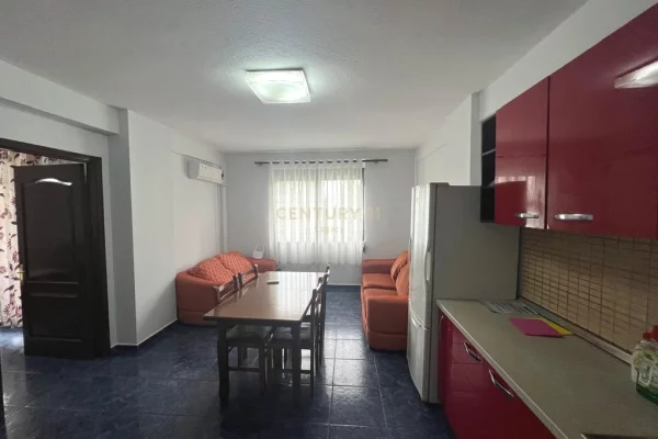 Shtepi me qera Apartament ne Tirane, 1+1, Mobilimi E mobiluar, Pagesa 550  Euro.