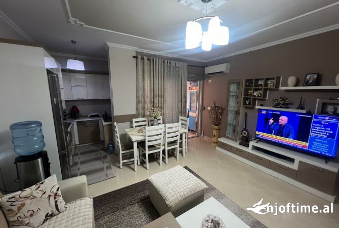 Shtepi ne shitje 2+1 ne Tirane - 185,000 Euro