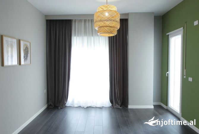 Shtepi ne shitje Apartament ne Tirane, 1+1, Mobilimi Bosh, pa mobiluar, Pagesa 179,000  Euro.