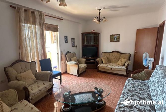 Shtepi ne shitje Apartament ne Durres, 1+1, Mobilimi E mobiluar, Pagesa 75,000  Euro.