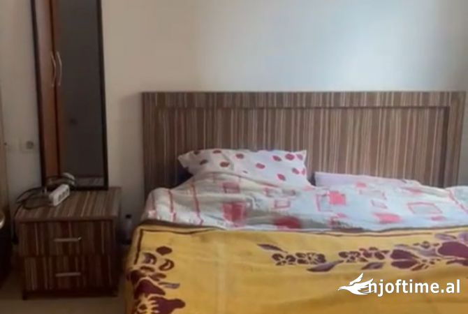 Shtepi me qera Apartament ne Tirane, 1+1, Mobilimi E mobiluar, Pagesa 420  Euro.