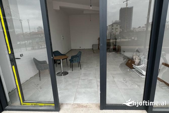 Ambient biznesi me qera 1+1 ne Tirane - 650 Euro