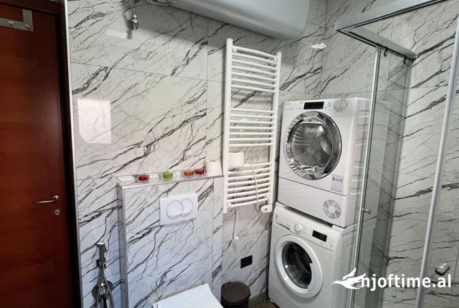 Shtepi me qera Apartament ne Tirane, 2+1, Mobilimi E mobiluar, Pagesa 600  Euro.