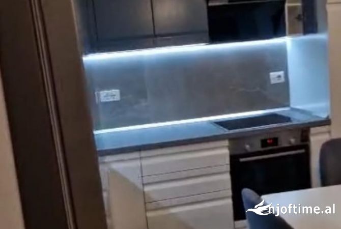 Shtepi me qera 2+1 ne Tirane - 900 Euro