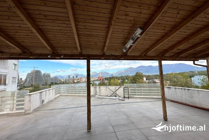 Shtepi me qera 2+1 ne Tirane - 1,300 Euro