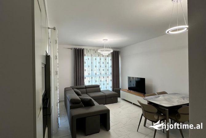Shtepi me qera 2+1 ne Tirane - 600 Euro