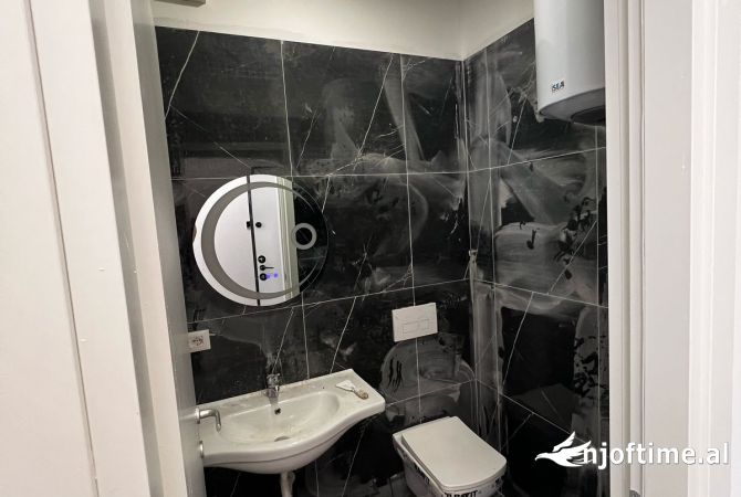 Shtepi me qera Garsoniere ne Tirane - 300 Euro