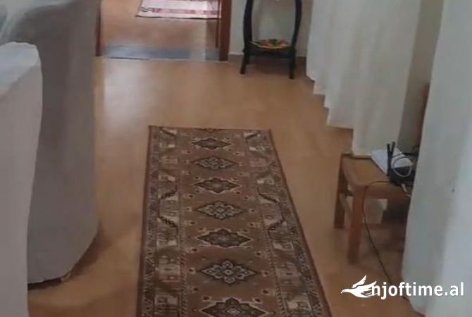 Shtepi me qera 2+1 ne Tirane - 500 Euro