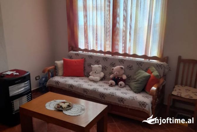 Shtepi me qera 1+1 ne Tirane - 320 Euro