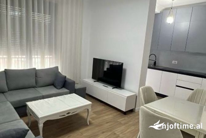 Shtepi me qera 1+1 ne Tirane - 550 Euro