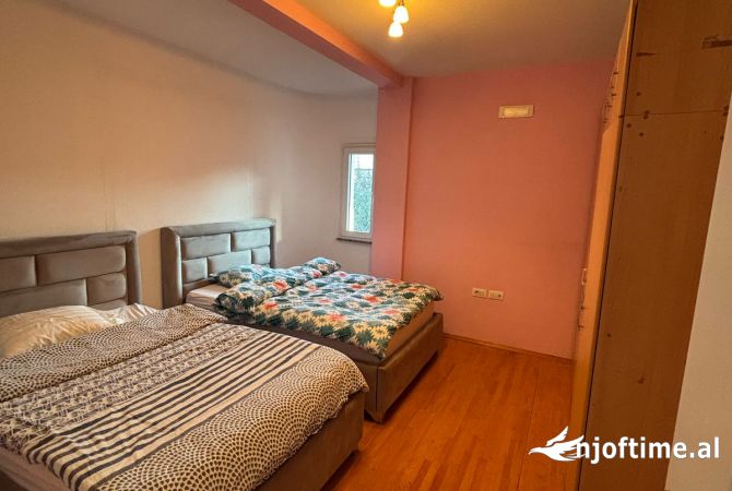 Shtepi me qera 2+1 ne Tirane - 400 Euro