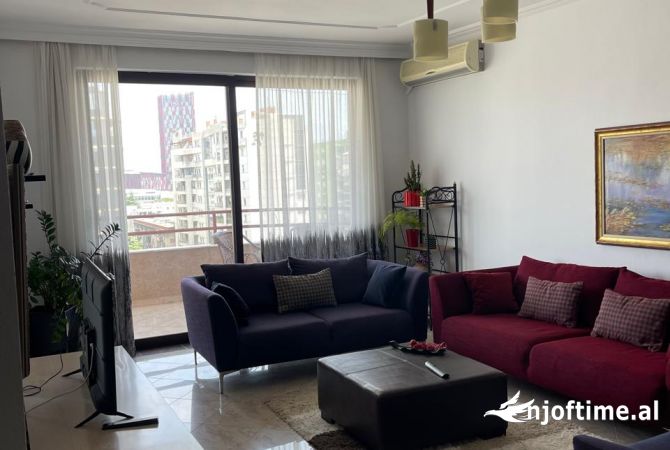 Shtepi me qera Apartament ne Tirane, 2+1, Mobilimi E mobiluar, Pagesa 800  Euro.