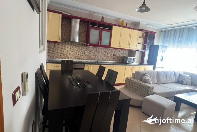 Shtepi ne shitje 2+1 ne Tirane - 130,000 Euro