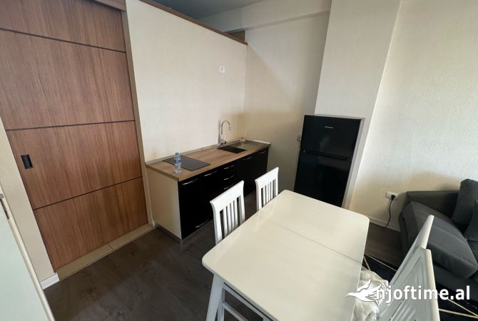 Shtepi me qera 2+1 ne Tirane - 700 Euro