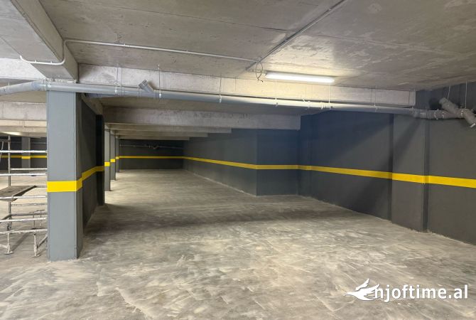 Ambient biznesi me qera 6+1 ne Tirane - 600 Euro