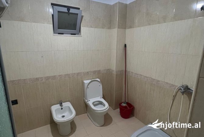 Shtepi me qera 2+1 ne Tirane - 500 Euro