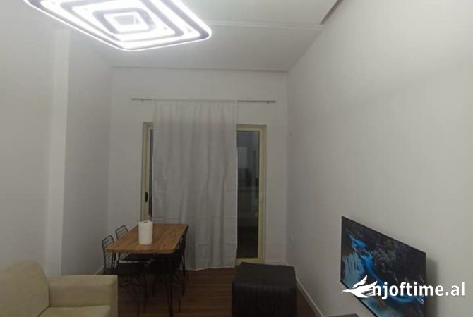 Shtepi ne shitje 1+1 ne Tirane - 82,000 Euro
