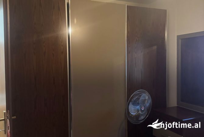 Shtepi me qera 2+1 ne Tirane - 550 Euro