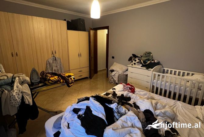 Shtepi me qera 1+1 ne Tirane - 450 Euro