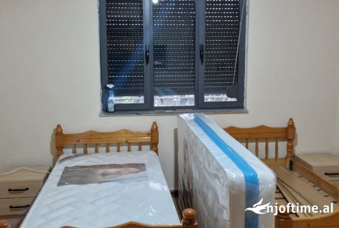 Shtepi me qera 2+1 ne Tirane - 550 Euro