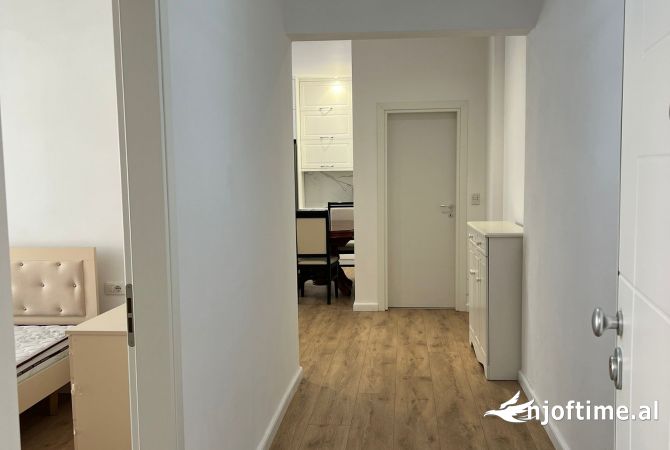 Shtepi me qera 1+1 ne Tirane - 400 Euro