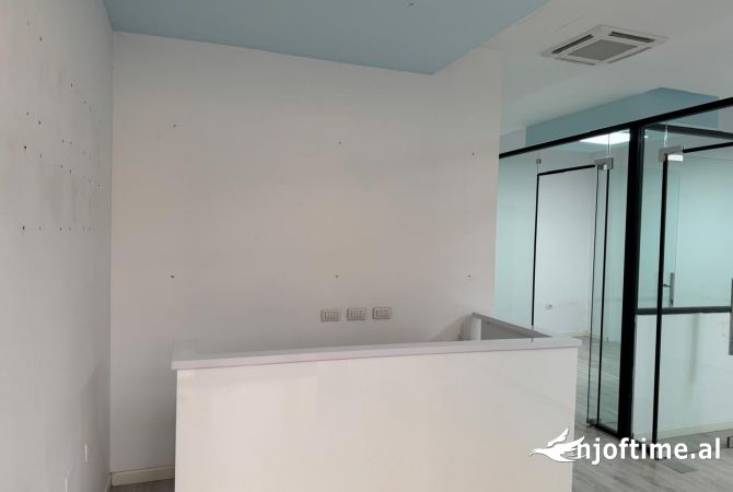 Ambient biznesi me qera 1+1 ne Tirane - 800 Euro