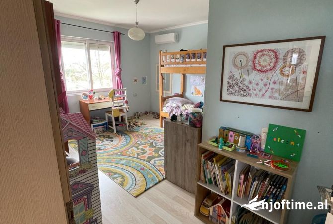 Shtepi me qera Apartament ne Tirane, 5+1, Mobilimi E mobiluar, Pagesa 1,500  Euro.