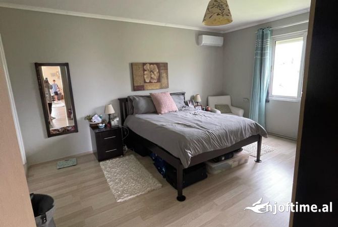 Shtepi me qera Apartament ne Tirane, 5+1, Mobilimi E mobiluar, Pagesa 1,500  Euro.