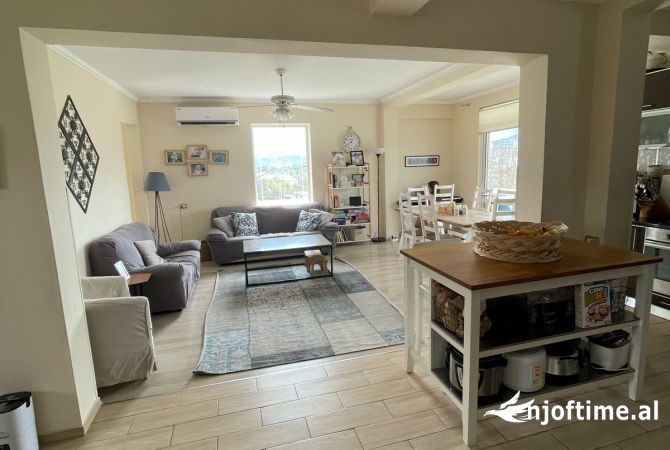 Shtepi me qera Apartament ne Tirane, 5+1, Mobilimi E mobiluar, Pagesa 1,500  Euro.