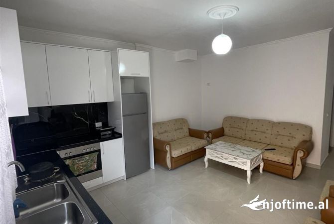 Shtepi me qera 1+1 ne Tirane - 300 Euro