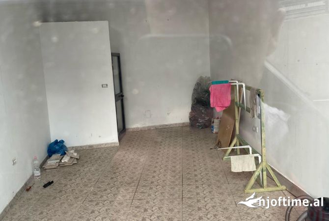 Ambient biznesi me qera 1+1 ne Tirane - 400 Euro