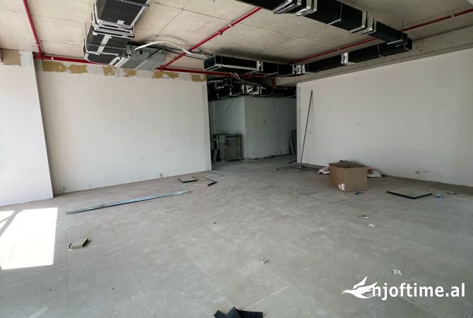 Ambient biznesi me qera 1+1 ne Tirane - 5,000 Euro
