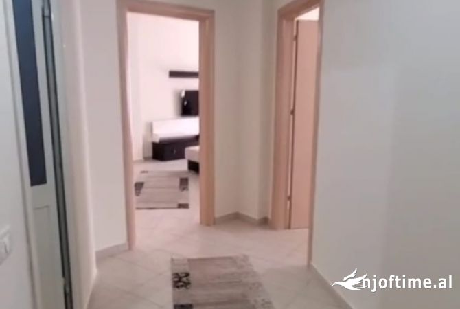Shtepi me qera 2+1 ne Tirane - 500 Euro