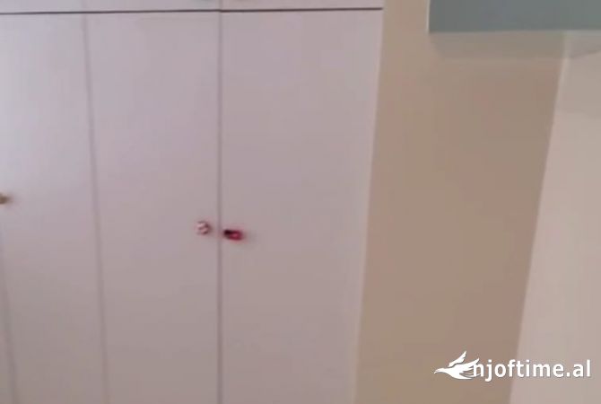 Shtepi me qera Apartament ne Tirane, 2+1, Mobilimi E mobiluar, Pagesa 500  Euro.