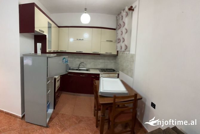 Shtepi me qera 1+1 ne Tirane - 450 Euro