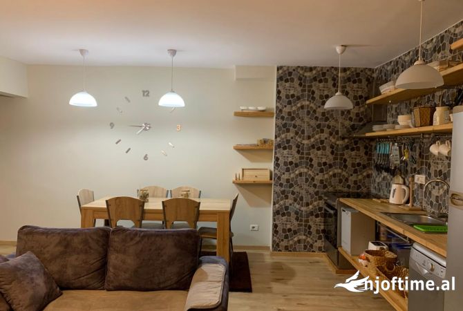 Shtepi me qera 1+1 ne Tirane - 700 Euro
