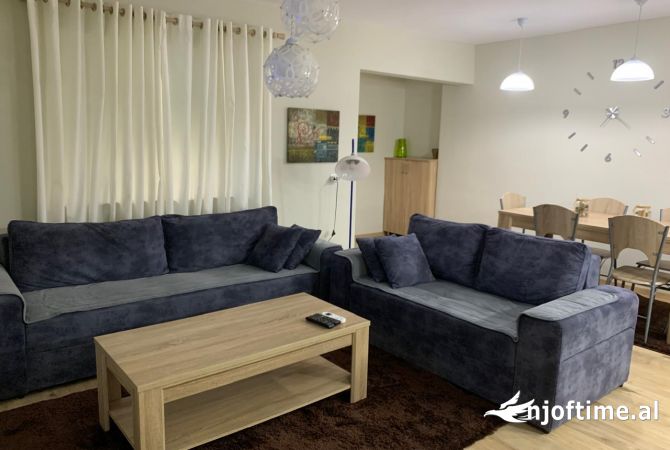 Shtepi me qera 1+1 ne Tirane - 700 Euro